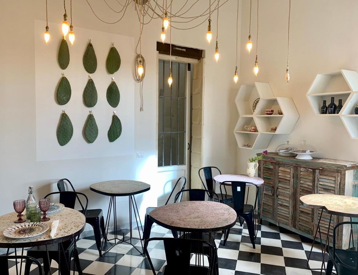 Habitare Lecce & Salento Bed & Breakfast Ngoại thất bức ảnh