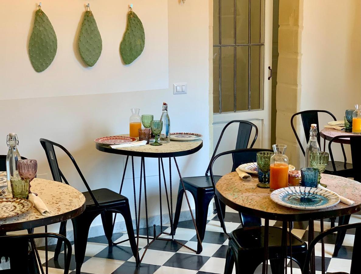Habitare Lecce & Salento Bed & Breakfast Ngoại thất bức ảnh